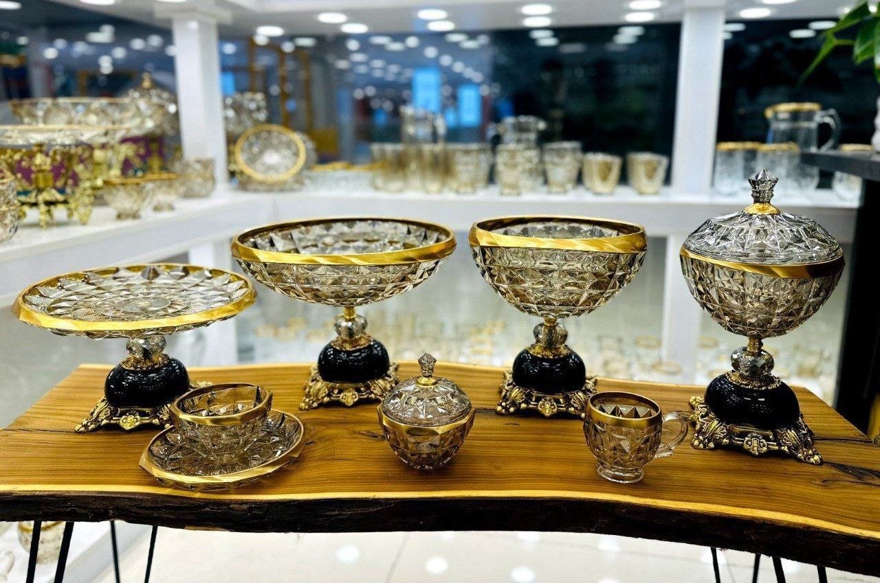 سرویس پذیرایی ۲۹ پارچه آکوامارین پایه مشکی
